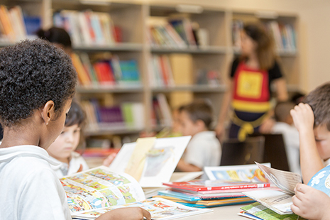 Atividade na Área da Educação